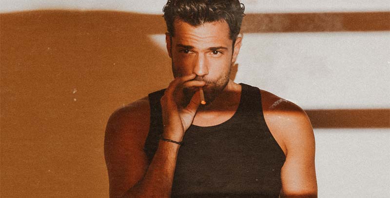 ΑΡΓΥΡΟΣ - ΤΙΠΟΤΑ ΕΣΥ